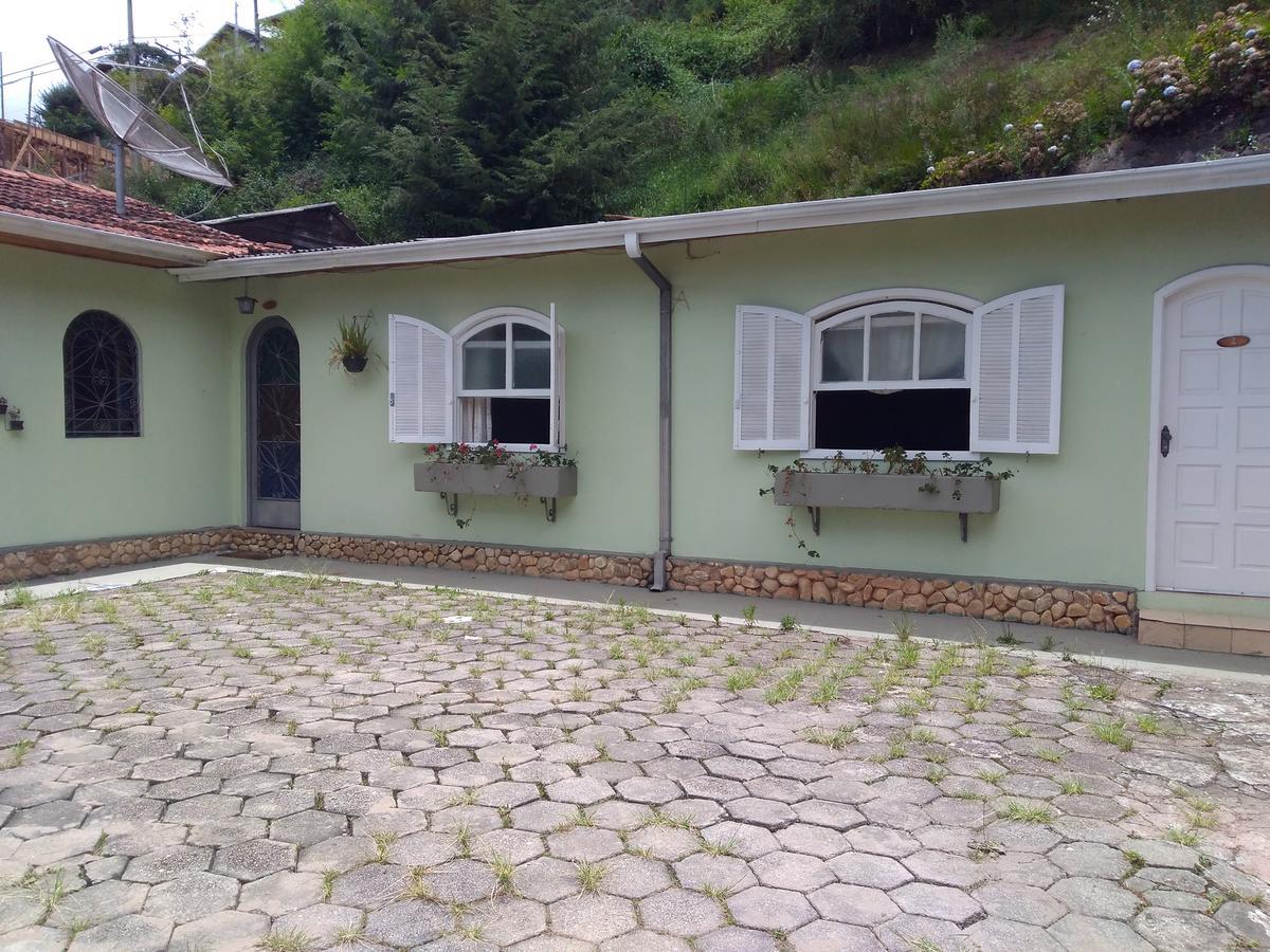 Suites Campos Do Jordao Campos do Jordao Bagian luar foto